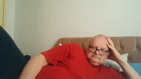 oldfkr69 online show from March 2026 04:02:02 PM