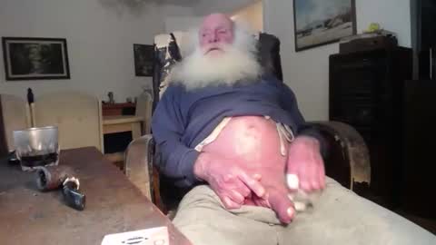 Snapshot of oldfucker9 chatting on November 2025 02:22:02 AM oldfucker9 online show from November 2025 02:22:02 AM