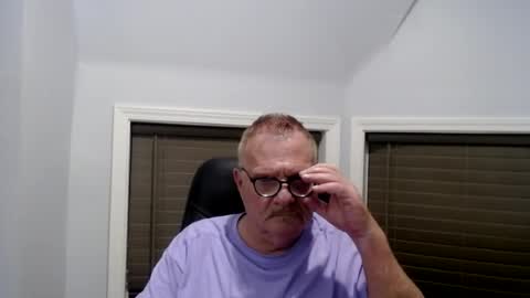 oldguybigd online show from July 2026 03:42:01 AM