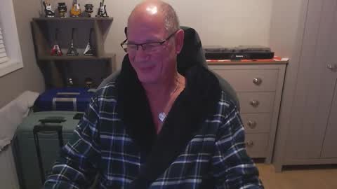 Snapshot of oldveteranuk chatting on September 2025 04:25:01 AM oldveteranuk online show from September 2025 04:25:01 AM