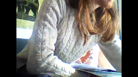 Snapshot of olegoude chatting on November 2025 10:17:01 AM OleGoude online show from November 2025 10:17:01 AM