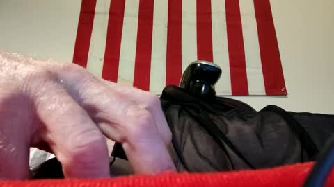 Laura online show from September 2025 02:12:01 AM