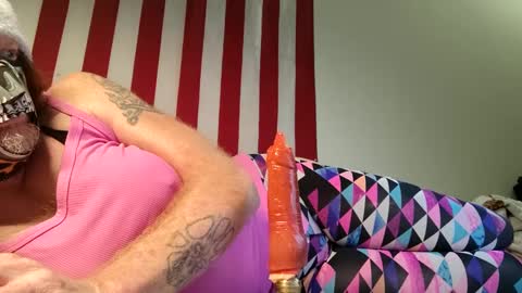 Laura online show from October 2025 01:14:02 AM