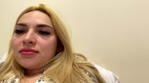 olivanne online show from April 2026 03:45:01 PM