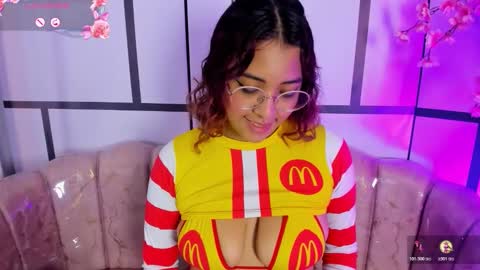 Snapshot of olivejoness_ chatting on October 2025 05:19:01 AM olive online show from October 2025 05:19:01 AM