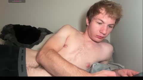 Snapshot of oliver_beck chatting on June 2026 02:44:01 AM Oliver Beck online show from June 2026 02:44:01 AM