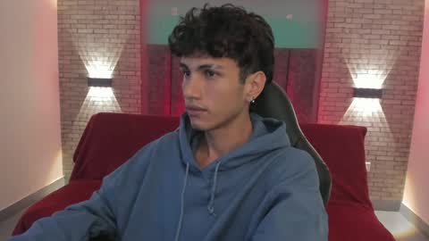 Oliver fast online show from December 2024 05:05:02 AM