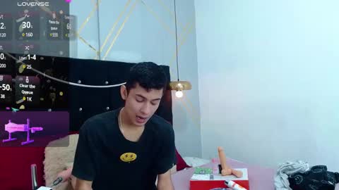 Snapshot of oliver_king_sex chatting on January 2025 04:54:01 PM Oliver Smith online show from January 2025 04:54:01 PM