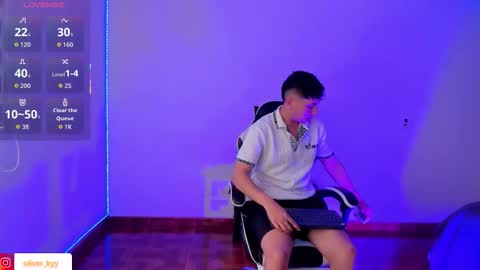 oliveeer online show from January 2026 06:42:02 PM