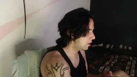 Snapshot of oliver_laid_2023 chatting on December 2024 03:39:01 AM oliver_laid_2023 online show from December 2024 03:39:01 AM