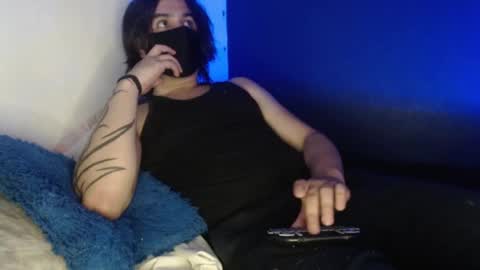 Snapshot of oliver_laid_2023 chatting on January 2025 07:56:01 AM oliver_laid_2023 online show from January 2025 07:56:01 AM