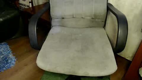 Snapshot of oliver_laid_2023 chatting on November 2025 09:53:02 AM oliver_laid_2023 online show from November 2025 09:53:02 AM