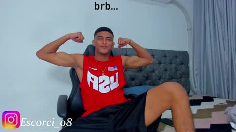 oliver_smith_2 online show from September 2025 05:02:02 PM