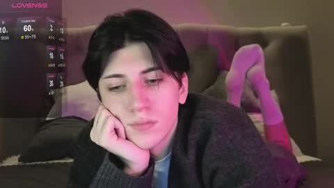 Snapshot of oliver_star_boy chatting on February 2026 05:19:02 PM oliver online show from February 2026 05:19:02 PM