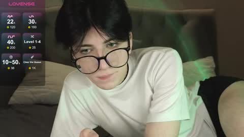 Snapshot of oliver_star_boy chatting on February 2026 08:23:02 PM oliver online show from February 2026 08:23:02 PM