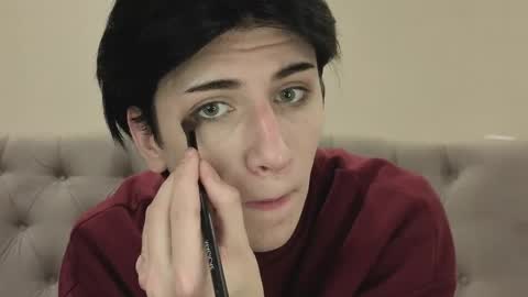 Snapshot of oliver_star_boy chatting on February 2026 03:42:01 PM oliver online show from February 2026 03:42:01 PM