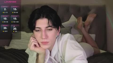 Snapshot of oliver_star_boy chatting on February 2026 05:46:02 PM oliver online show from February 2026 05:46:02 PM