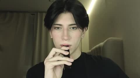 oliver online show from March 2026 10:13:02 PM