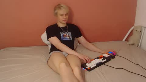 Oliver online show from April 2026 01:16:02 AM