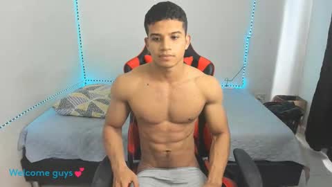 oliver thompsson online show from October 2025 03:18:02 PM