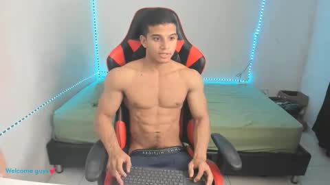 Snapshot of oliver_thompsson chatting on February 2026 12:58:02 AM oliver thompsson online show from February 2026 12:58:02 AM