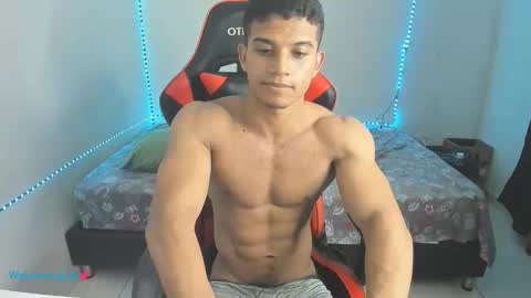 Snapshot of oliver_thompsson chatting on March 2026 05:08:02 AM oliver thompsson online show from March 2026 05:08:02 AM