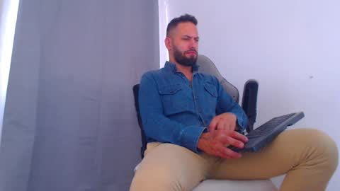 oliver online show from December 2024 05:13:01 PM