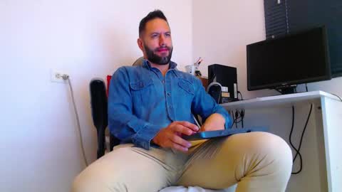 oliver online show from January 2026 12:40:01 PM