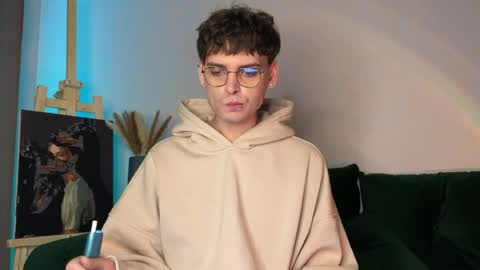 oliverlawrence online show from May 2026 12:33:02 PM