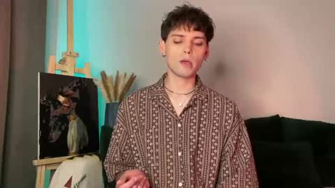 oliverlawrence online show from June 2026 05:13:02 PM