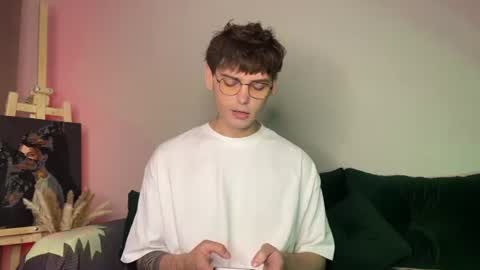 oliverlawrence online show from June 2026 09:52:02 PM