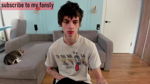 Snapshot of oliverrgroove chatting on January 2025 08:06:02 AM oliverrgroove online show from January 2025 08:06:02 AM