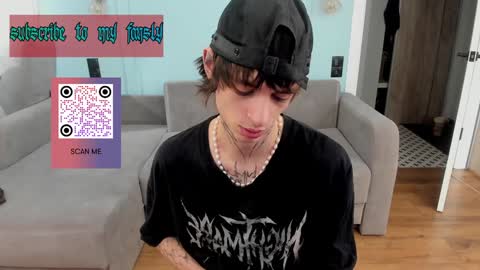 Snapshot of oliverrgroove chatting on January 2025 03:11:01 PM oliverrgroove online show from January 2025 03:11:01 PM