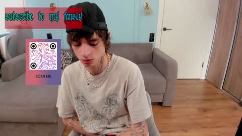 Snapshot of oliverrgroove chatting on February 2025 03:09:01 PM oliverrgroove online show from February 2025 03:09:01 PM