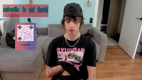 Snapshot of oliverrgroove chatting on February 2025 04:12:02 PM oliverrgroove online show from February 2025 04:12:02 PM