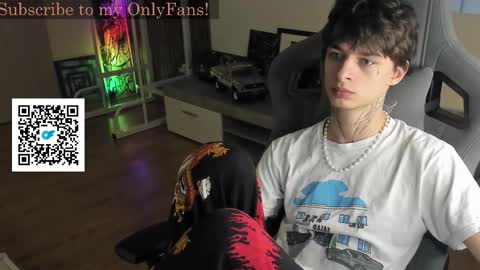 Snapshot of oliverrgroove chatting on September 2025 02:29:02 PM oliverrgroove online show from September 2025 02:29:02 PM