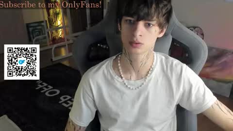 Snapshot of oliverrgroove chatting on October 2025 02:36:01 PM oliverrgroove online show from October 2025 02:36:01 PM