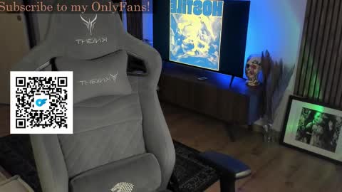 Snapshot of oliverrgroove chatting on November 2025 04:14:02 AM oliverrgroove online show from November 2025 04:14:02 AM