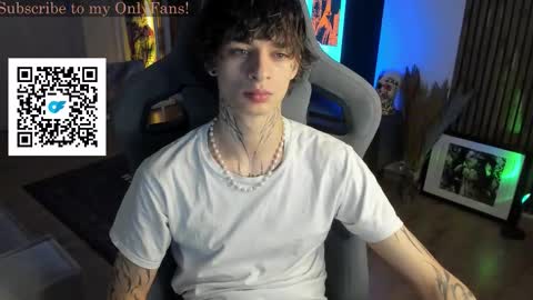 Snapshot of oliverrgroove chatting on November 2025 09:26:02 PM oliverrgroove online show from November 2025 09:26:02 PM