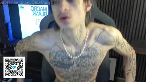 Snapshot of oliverrgroove chatting on February 2026 02:26:02 PM oliverrgroove online show from February 2026 02:26:02 PM