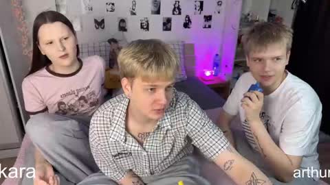 oliver online show from March 2026 07:10:01 PM