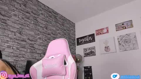 Snapshot of olivia22love chatting on September 2025 12:41:01 PM ..................................... 500 am- 1200 pm GMT-5 online show from September 2025 12:41:01 PM