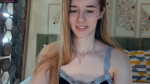 Olivia online show from January 2025 05:12:02 PM