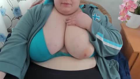 Snapshot of olivia_bud_gold chatting on February 2026 11:24:01 AM Olivia Gold online show from February 2026 11:24:01 AM