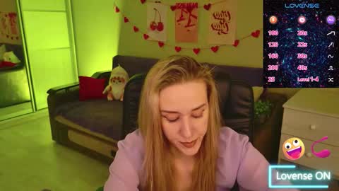 olivia_daze online show from February 2026 07:18:01 PM