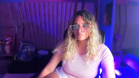  OLIVIA  online show from January 2025 03:01:01 AM