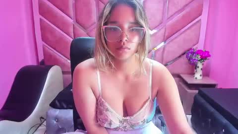  OLIVIA  online show from January 2025 03:48:02 AM