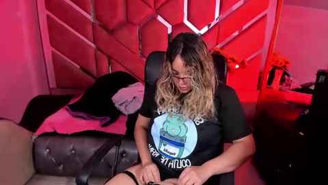  OLIVIA  online show from October 2025 03:58:02 AM