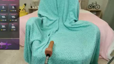 Snapshot of olivia_k_ chatting on November 2025 12:10:02 AM Olivia Hi guys Follow me online show from November 2025 12:10:02 AM