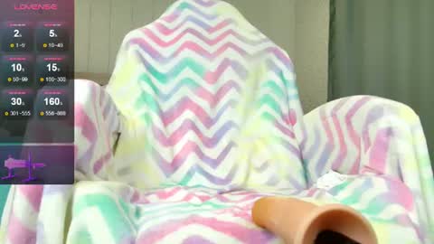 Olivia Hi guys Follow me  online show from July 2026 02:05:17 AM